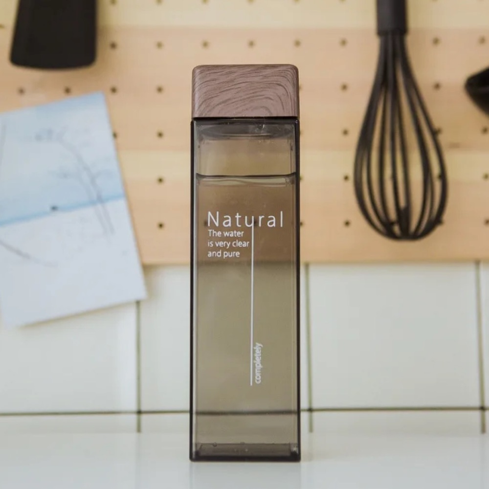 FREE‼️Natural black transparent bottle 480 ml